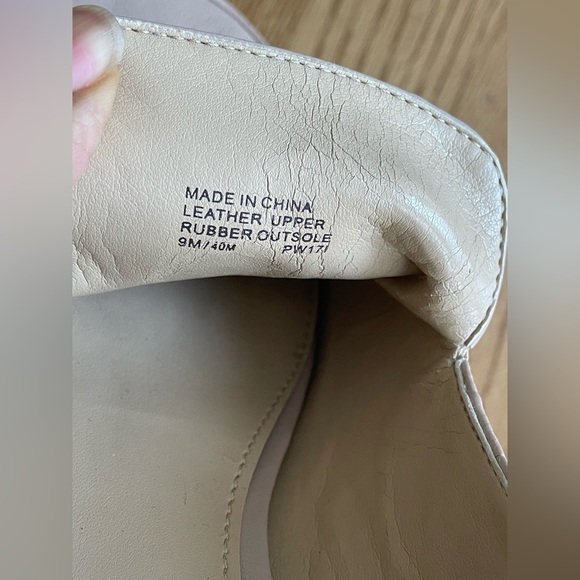 MICHAEL Michael Kors Fara Pom Pom Flat Loafers, Oyster Size 9 - Picture 7 of 8